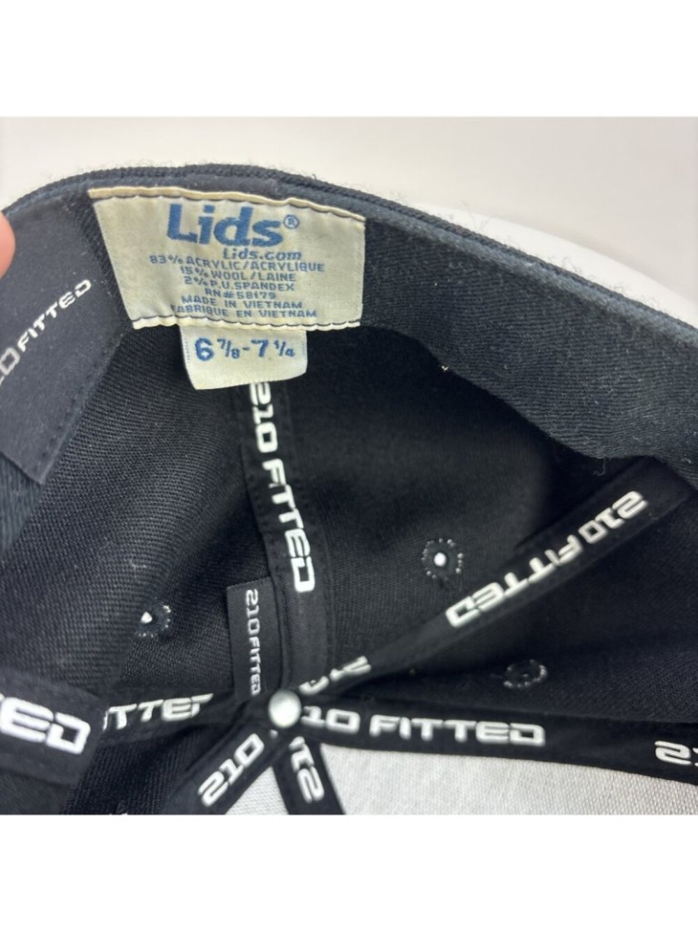 Lids Hat ACES 4 Aces one-of-a kind Size 6 7/8 - 7 1/4 Fitted Aqua and Black - Picture 2 of 4